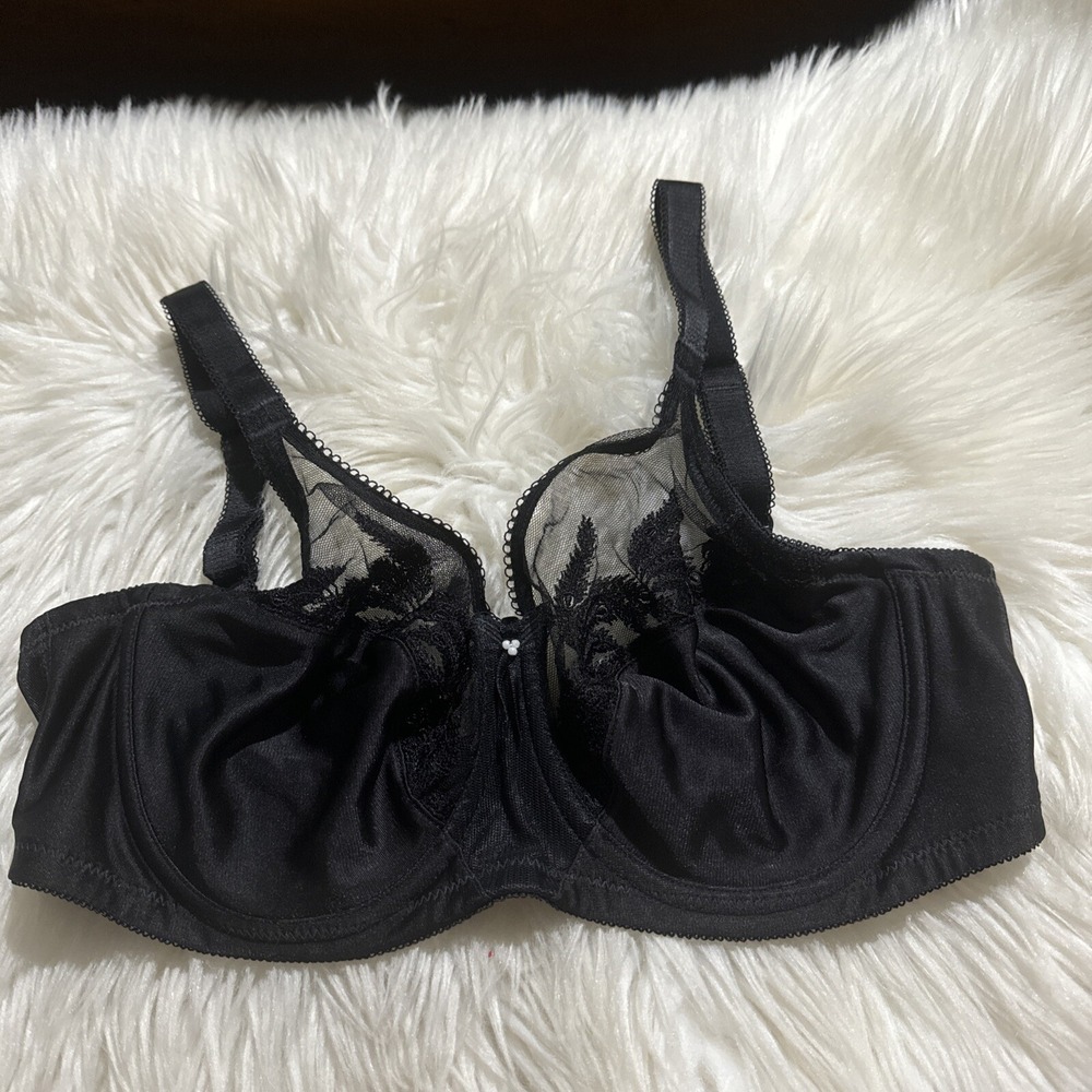 Wacoal Unlined T Shirt Bra 34D Black NWOT Sexy